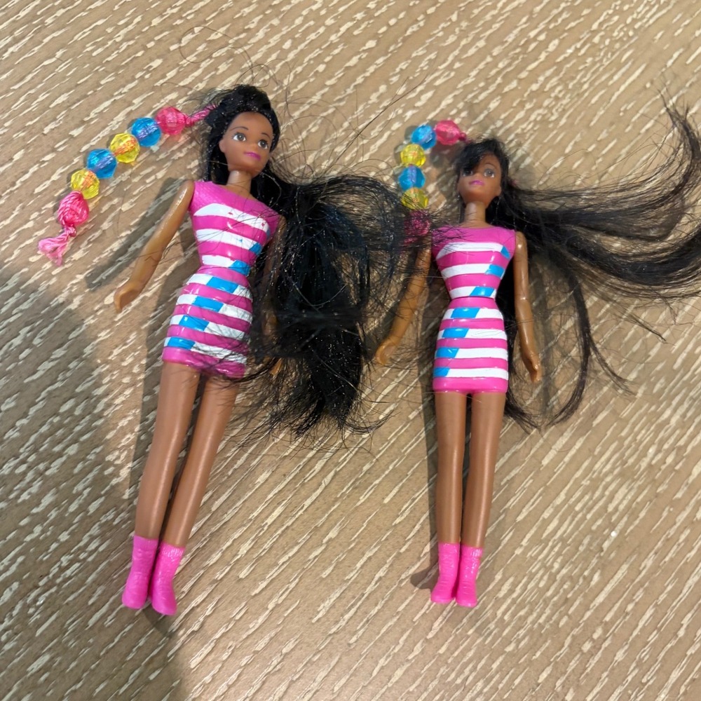 Lot of 2 Vintage McDonalds 1998 Barbie Bead Blast Christie Doll Happy Meal Toy